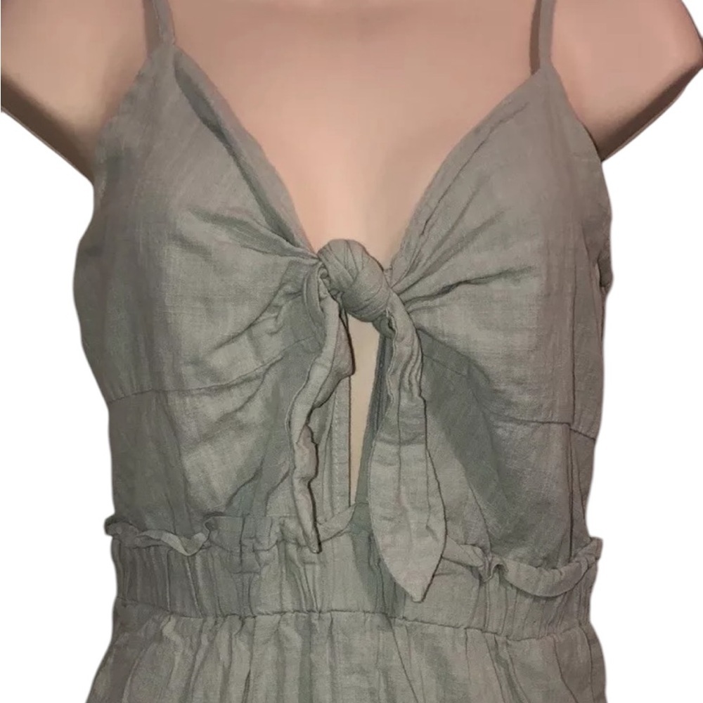 Elegant Green cutout Sleeveless romper‎ One Clothing junior sz Large - Picture 2 of 6